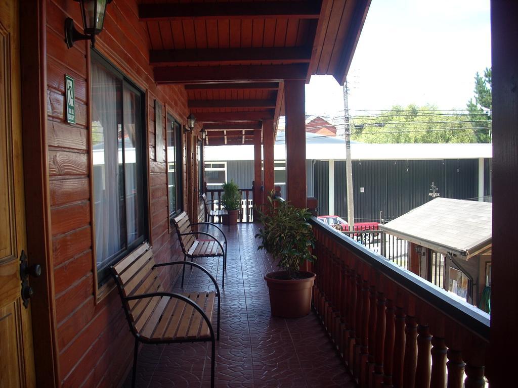 Apart-Hotel Colonia-Koenigsberg Estacionamiento Deptos Completos Ubicado En El Centro De Valdivia Aire Acondicionado المظهر الخارجي الصورة