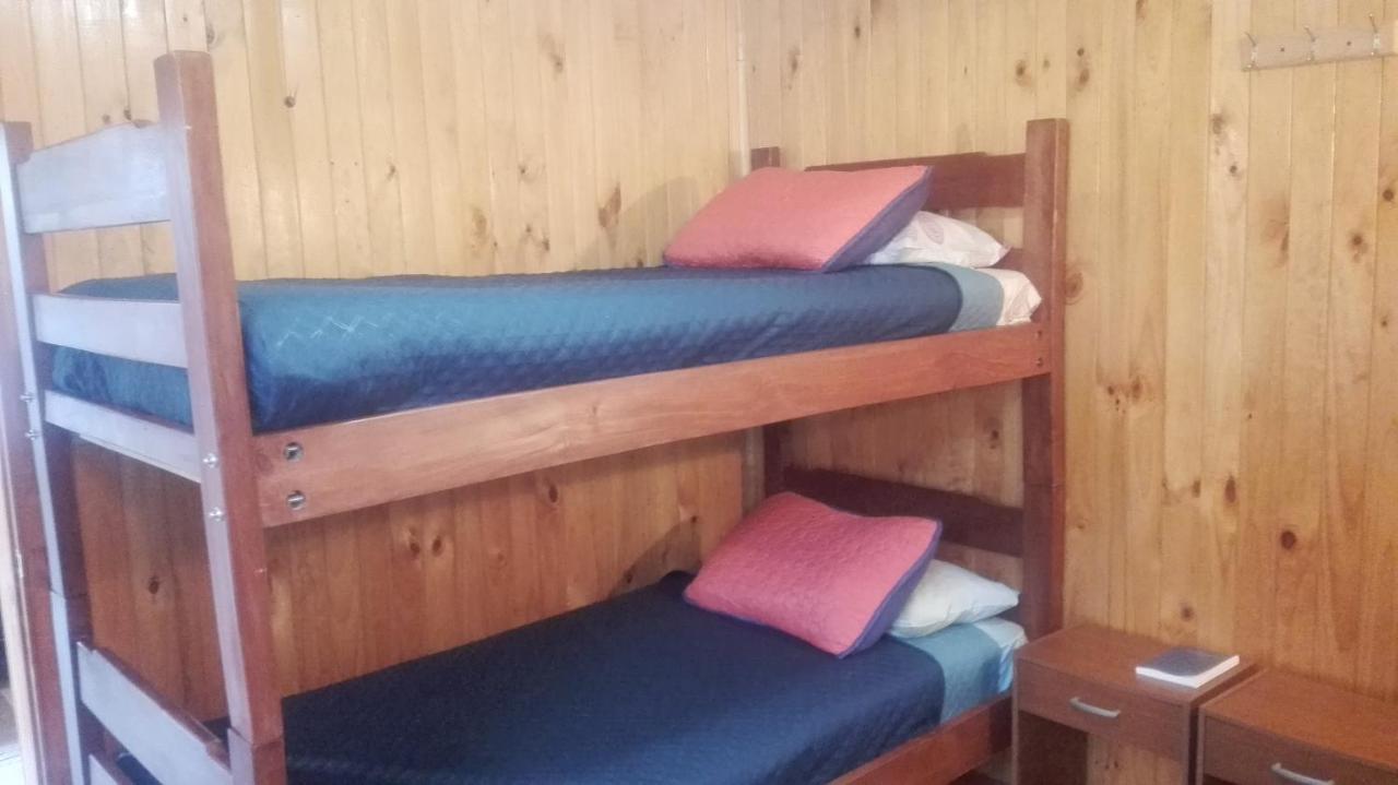 Apart-Hotel Colonia-Koenigsberg Estacionamiento Deptos Completos Ubicado En El Centro De Valdivia Aire Acondicionado المظهر الخارجي الصورة