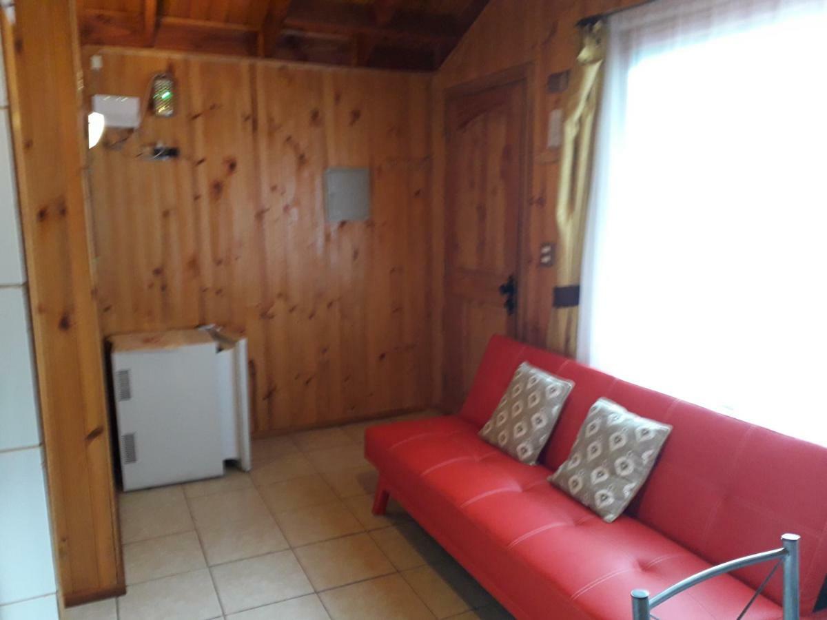 Apart-Hotel Colonia-Koenigsberg Estacionamiento Deptos Completos Ubicado En El Centro De Valdivia Aire Acondicionado المظهر الخارجي الصورة
