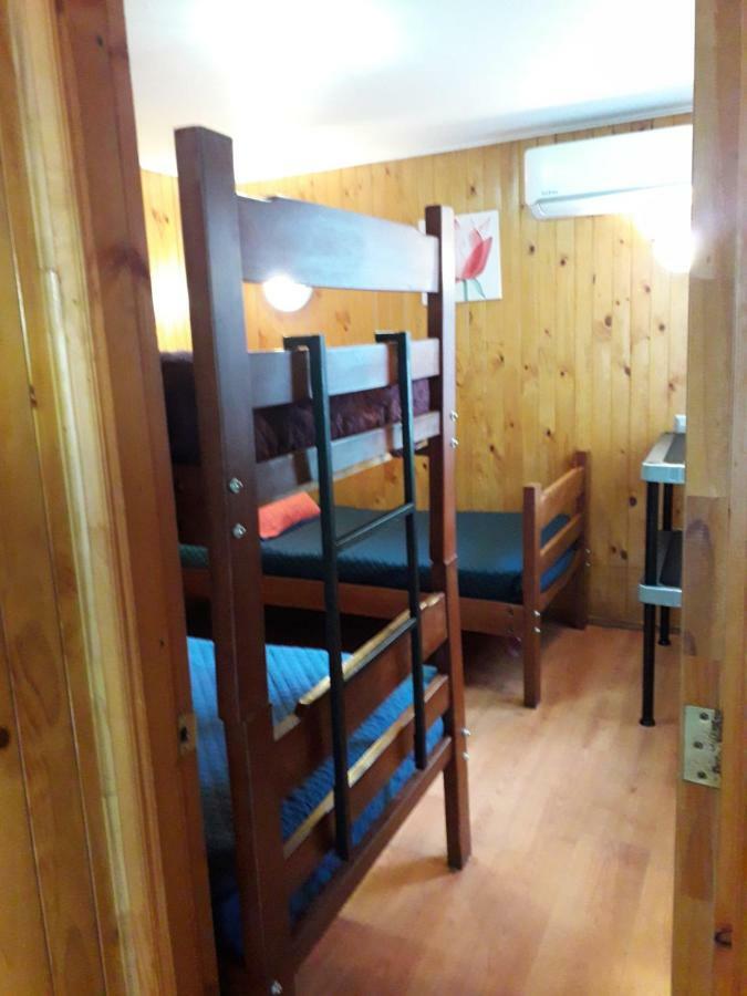 Apart-Hotel Colonia-Koenigsberg Estacionamiento Deptos Completos Ubicado En El Centro De Valdivia Aire Acondicionado المظهر الخارجي الصورة